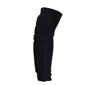 Protège-bras de protection pour tir à l'arc en tissu Cordura, coutures renforcées et panneaux ventilés pour un confort durable - Product Image 6