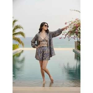 Ensemble coordonné imprimé bohème pour femmes, haut court, short, veste kimono, tenue de vacances d'été - Product Image 2