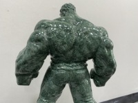Nouvelle sculpture en marbre vert poli, figurine gravée Hulk, 350 mm, cadeau d'affaires Marvel, décoration de la maison