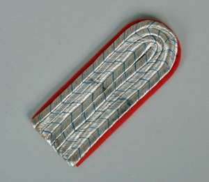 Épaulettes et épaulettes OEM Cadet Cérémonial personnalisé pour cadets et étudiants Tresse à rayures sur tissu confortable - Product Image 4