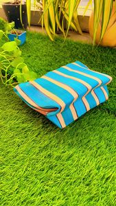 Pochettes de toilette cosmétiques à fermeture éclair réutilisables en nylon recyclé écologique étiquette de logo de sac fourre-tout de plage de voyage à rayures personnalisées - Product Image 3