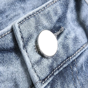 Pantalones cortos de mezclilla azul claro 2025 100% cintura de algodón recto con estilo desgastado con logotipo personalizado - Product Image 4