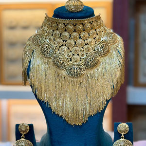 Dubai Classic Fashion Jewelry Set 24K chapado en oro para Estilo clásico - Product Image 1