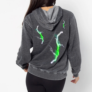 Sweats à capuche surdimensionnés en coton lourd de haute qualité pour femmes Logo personnalisé brodé sans ficelle Logo avant Style hiver - Product Image 2