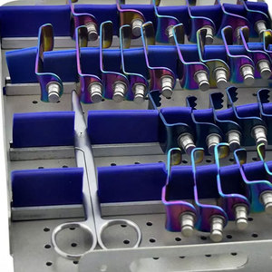 Système de rétracteur cervical manuel en titane, kit d'instruments chirurgicaux pour chirurgie spinale, ensemble d'instruments pour articulation de la hanche, instrument fémoral en acier inoxydable - Product Image 6