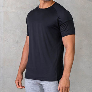Vente en gros de vêtements de sport T-shirt musculaire flexible évacuant l'humidité T-shirts de sport sans couture à ourlet dégagé T-shirt de sport pour hommes avec fente - Product Image 4