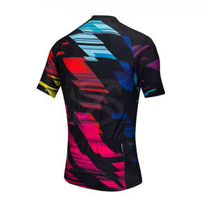 Uniforme de Ciclismo Transpirable, Ropa Deportiva que Ofrece Comodidad, Durabilidad y Apariencia Elegante para Todos los Ciclistas - Product Image 4