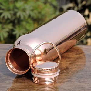 Bouteille d'eau en cuivre pur pour la salle de sport, le yoga, l'entraînement, bouteille d'eau en cuivre pur d'Inde avec poignée, boisson de 950 ml pour le camping - Product Image 5