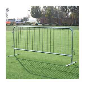 Nouvelles barrières de contrôle des foules à pieds fixes, barrières de sécurité pour piétons, 1,1 m de haut x 2,3 m de barrière de contrôle des foules - Product Image 5