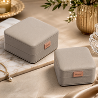 MISEN Coffret d'emballage de bijoux en cuir gris personnalisé – Boîtes carrées pour bagues, colliers et bracelets – Solution de luxe imprimée pour marques