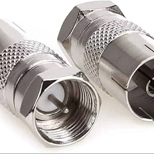 Conector RF M8 con Adaptador 1P Recto, Impedancia de 50 ohmios, Clasificación de 6A/10A, Contactos de Latón y Níquel, Carcasa de ABS para Aplicaciones en PCB - Product Image 1