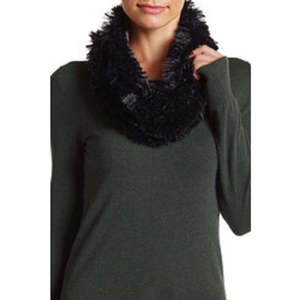 Sciarpa Infinity in Ecopelliccia Nera da Donna Steve Madden, Taglia Regolare per Ragazze - Product Image 1