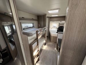 รถพ่วงสำหรับการเดินทางที่สะอาดทันสมัยคาราวานแคมป์ขายในออสเตรเลีย - Product Image 4