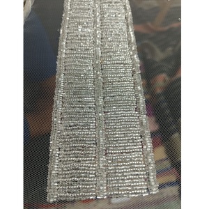 แผ่นปักลูกปัดงานแฮนด์เมดสำหรับเสื้อผ้าและเครื่องประดับ - Product Image 1