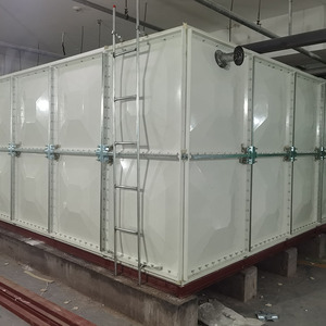 Réservoir d'eau en fibre de verre pour le stockage, résistant à la corrosion, utilisation en extérieur et en intérieur - Product Image 1