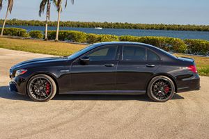 Mercedes-AMG E63 S Sedan 2019 - Product Image 4
