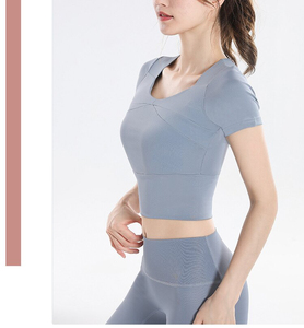 Conjunto de yoga para mujer con estampado de color sólido a la moda con mallas de cintura alta y top a juego diseñado para damas gimnasio - Product Image 3