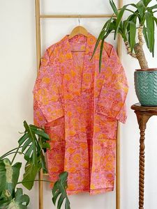 Otoño Invierno Navidad Kimono Coverup Algodón puro Melocotón Rosa Naranja Caléndula Estampado floral Hasta el suelo Casa Robe Natural - Product Image 3