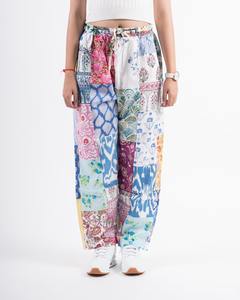 Vente en gros de pantalons harem patchwork toutes saisons avec taille élastique vêtements de festival d'été pour femmes et hommes avec poches - Product Image 6