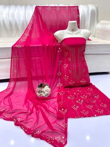 SSUMAIRA Vestidos tradicionales pakistaníes de moda Diseño elegante Vestido de lujo sin costuras Mukesh Work Camisa de gasa de 2 piezas y Dupatta - Product Image 3