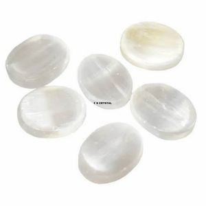 Piedra de Selenita Blanca de la Mejor Calidad, Piedra de la Preocupación, Hecha a Mano, Forma Ovalada, Feng Shui, Portátil, Venta al por Mayor - Product Image 1