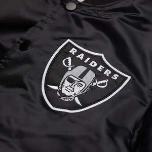 Chaqueta Bomber de Invierno para Hombre, Personalizada al por Mayor, de Alta Calidad, sin Cuello, de Lona Gruesa, Recubierta de Nailon, Impermeable y Cortavientos - Product Image 3