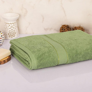 Serviette de Bain en Tissu Éponge Vert Menthe 500 GSM avec Broderie Personnalisée, Coton Durable 100*150, Logo Personnalisé, Couleur Unie, Techniques de Tissage 100% - Product Image 4