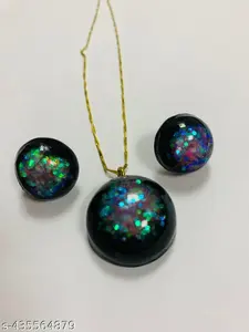 Handmade <b>Beads</b> Resin Necklace for Women and Girls Trendy Fashionable Resin Crafts Jewelry <b>Direct</b> From Manufacturer - Product Image 4