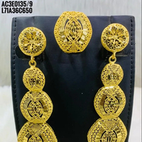 Anting-anting kancing berlapis emas desainer, kuningan, bentuk bunga lucu, satu gram, perhiasan mode, harga terbaik di India