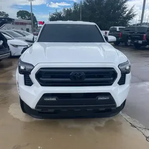 Toyota Tacoma 2024 en perfecto estado - Product Image 4