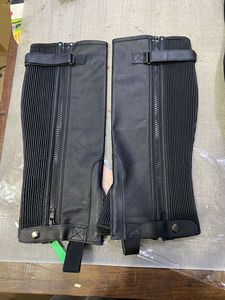Chaps d'équitation en cuir véritable de conception supérieure par produits de cheval de qualité/demi chaps en cuir équestre avec logo personnalisé - Product Image 6