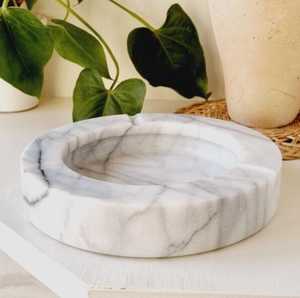 Top vente marbre blanc Design moderne 10cm fait à la main Premium accessoire pour fumer cendrier décoratif de luxe Logo personnalisé en gros - Product Image 3