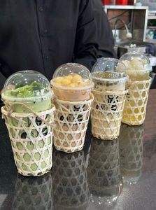 Portavasos de bambú hecho a mano de Vietnam Portador de bebidas duradero para café Leche Té Batido - Product Image 4