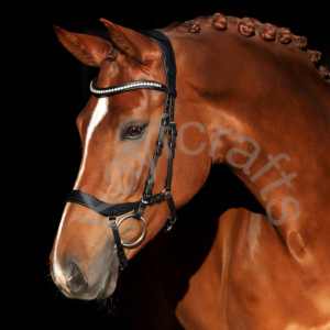 Anatômico Couro Bridle com Cut-Out Crownpiece Noseband ajustável e banda sobrancelha acolchoada com pedras brancas
