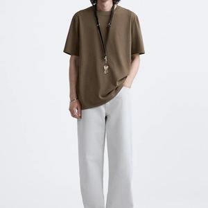 250 GSM Heavyweight Boxy Style Boxy Fit Camisetas para hombres Hechas en algodón orgánico Premium - Product Image 6