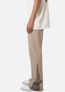 Hot Selling Custom Made <b>Wide</b> <b>Leg</b> Pants Flare Sweatpants 100% Cotton Fleece Lightweight Breathable Training Wear <b>Joggers</b> For Men - Product Image 3