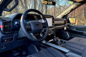 Ford F-150 Raptor R 2024, Gasolina, Bajo Kilometraje - Product Image 5