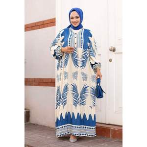Robe Hijab en Viscose à Motifs Melike Indigo - Product Image 4