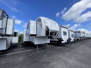 Usado, en venta: 2026 F-O-R-E-S-T R-I-V-E-R C-A-R-D-I-N-A-L 3-5-F-L - Product Image 4