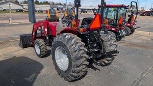 Tracteur agricole Case IH FARMALL 25A 4x4 2026 – Machine agricole robuste avec moteur puissant et capacité d'exploitation en terrain accidenté optimisée - Product Image 4