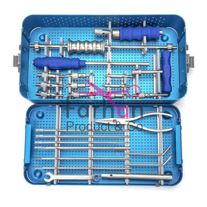 Juego de Instrumentos Básicos de Cirugía General Veterinaria, Kits Quirúrgicos Veterinarios de Acero Inoxidable Alemán - Product Image 1