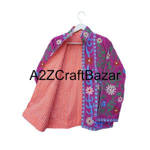 Veste bomber en velours tricoté à fleurs bohème brodée à la main avec doublure en coton réversible et écologique pour femmes - Product Image 5