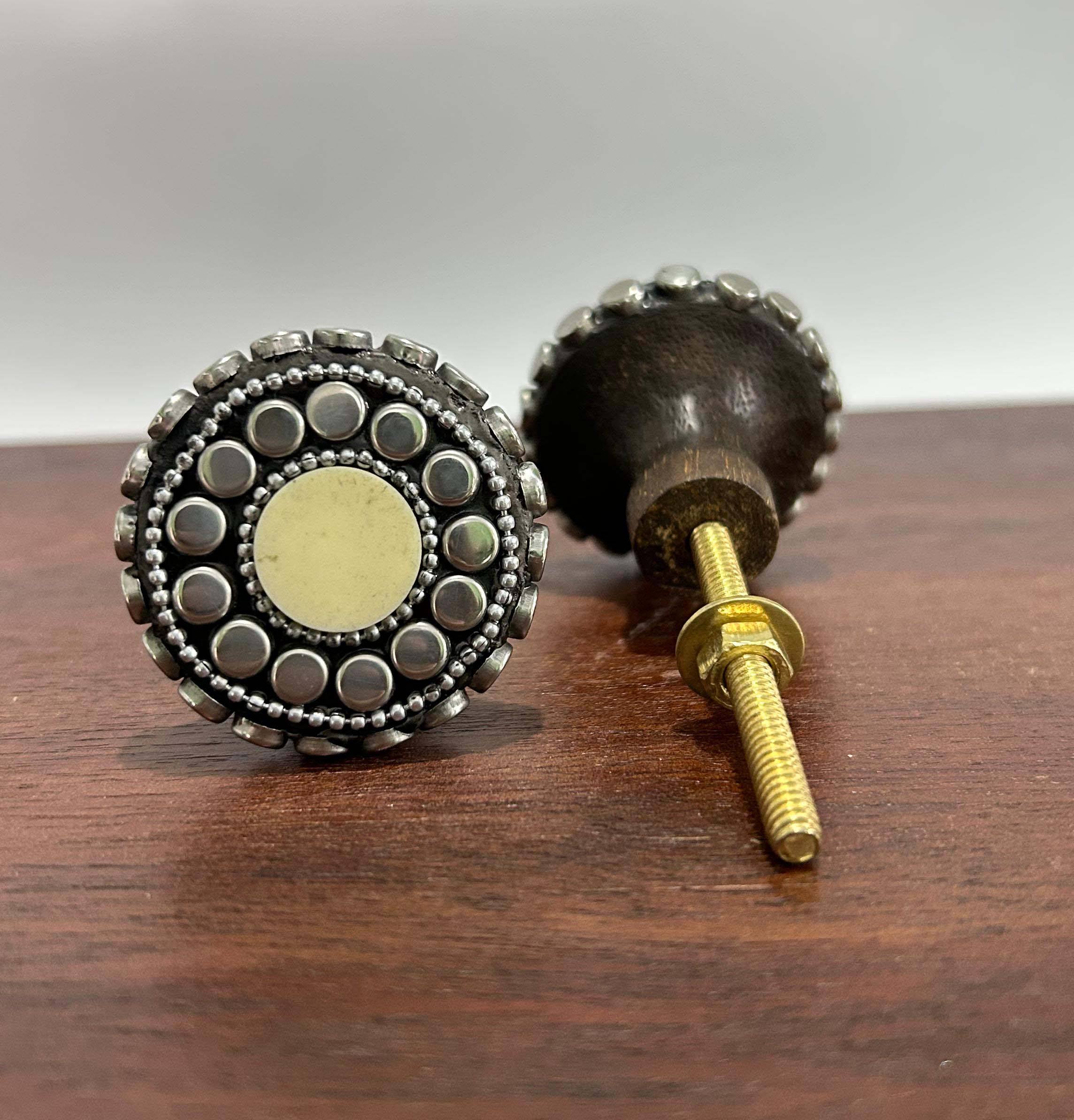 Wood and Silver Chain Bindi