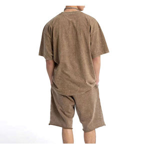 Conjunto de pantalones cortos de Camiseta de algodón 100% para hombre con estilo Diseño transpirable Hecho Color sólido Ropa de verano Conjunto de pantalones cortos de lavado ácido de talla grande - Product Image 4