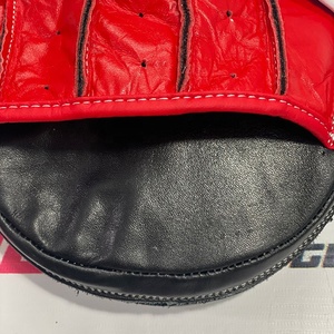Guantes de Boxeo Curvos de Entrenamiento Profesional Hechos a Medida al por Mayor, Almohadillas de Boxeo de Alta Calidad para Uso en MMA - Product Image 5
