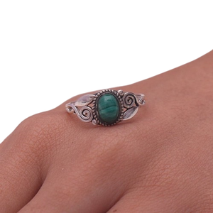 Joyería para mujer, anillo de estilo bohemio de plata, joyería de plata de ley 925, piedra preciosa de malaquita, anillo hecho a mano de tendencia, regalo para el amor - Product Image 1
