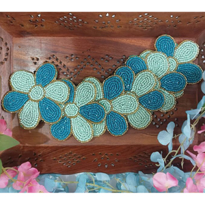 Chemin de table floral brodé de perles antiques Chemin de table perlé en coton fait à la main pour table à manger Décors de mariage et de fête - Product Image 1