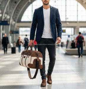 Bolso de Mano de Cuero para Hombre, Diseño Elegante y Duradero, Cómodo de Llevar, Ideal para Viajes de Trabajo, Oficina o Escapadas de Fin de Semana - Product Image 1