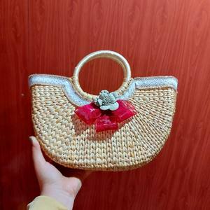 Producto caliente Vietnam Water Jacinto Bag Eco Friendly Handwoven Tote Perfecto para exhibición de tienda de moda 2025 - Product Image 4