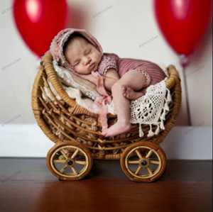 Cuna para Bebé Recién Nacido al por Mayor con Ruedas, Cuna en Forma de Luna para Fotografía, Cuna de Bambú y Ratán, Cama de Bambú para Dormir, Ángel de Bambú, Teca - Product Image 1